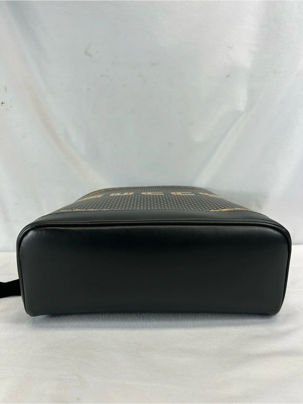 Gucci buffed leather